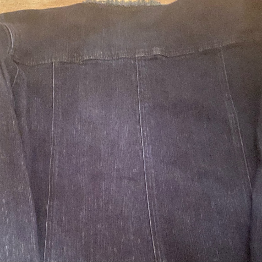 Jean jacket. 1X. Fringe along neck, bottom and front. Great condition.